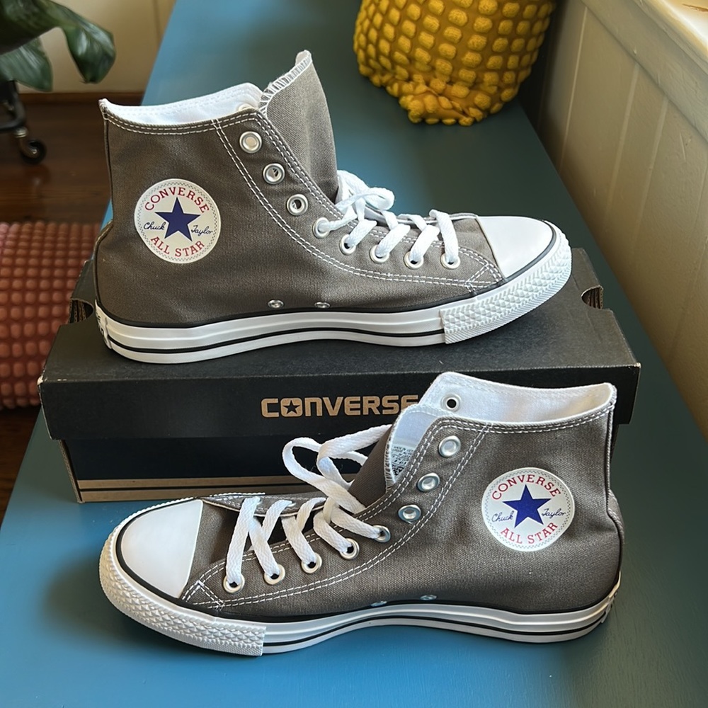 Converse Chuck Taylor High Tops 8M / 10W charcoal